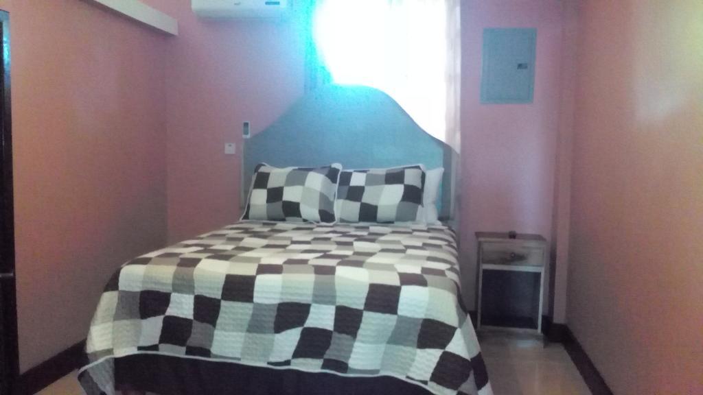 Hotel Tropik Leadonna Montego Bay Esterno foto