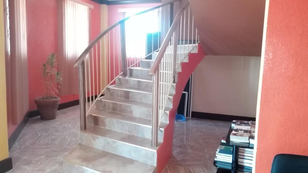 Hotel Tropik Leadonna Montego Bay Esterno foto