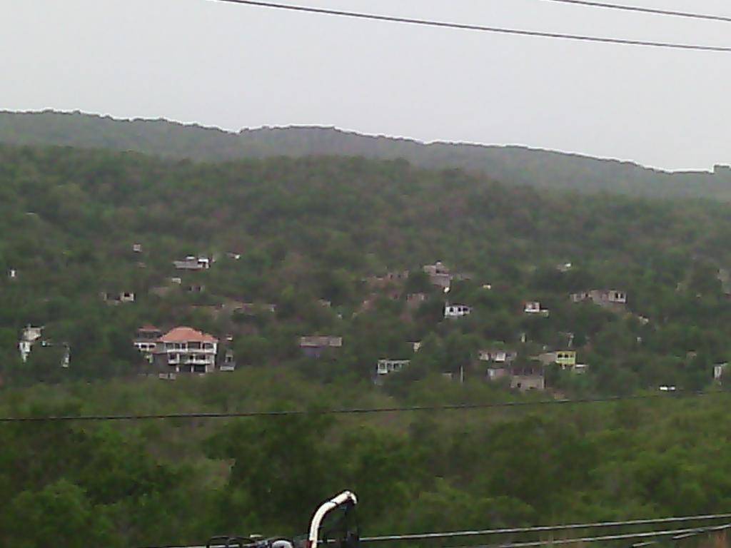 Hotel Tropik Leadonna Montego Bay Esterno foto