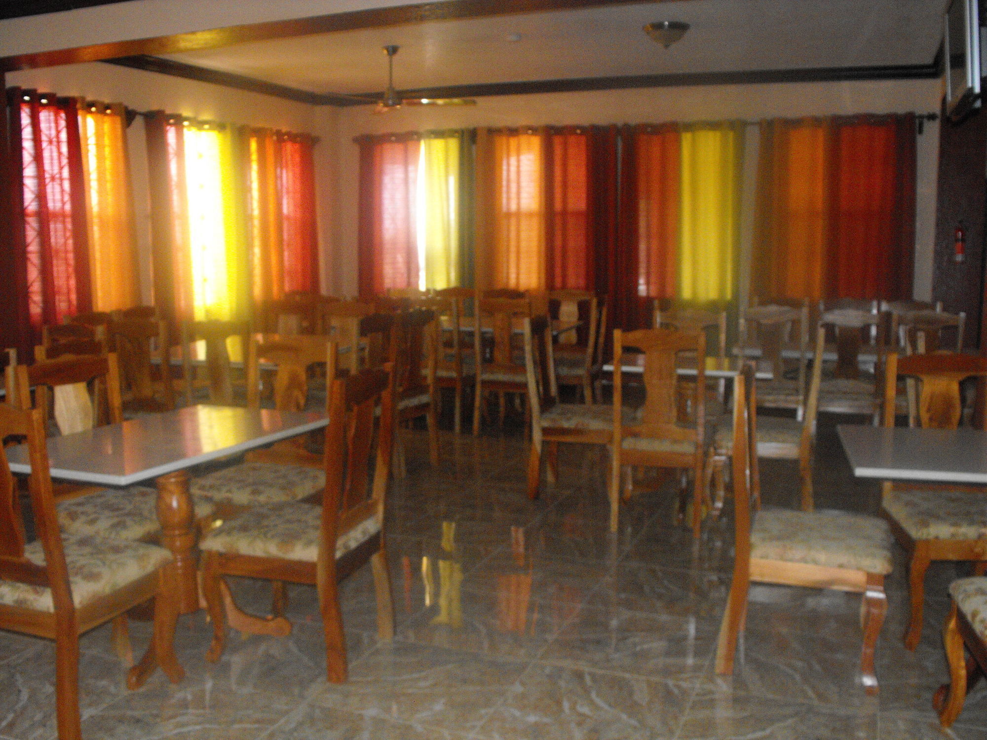 Hotel Tropik Leadonna Montego Bay Esterno foto